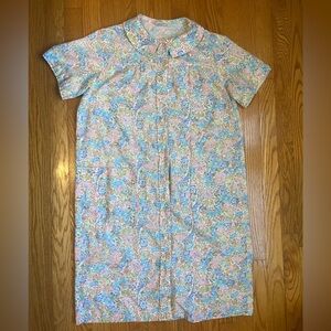 Beautiful Vintage Cotton 60s 70s Floral Button Down Housecoat Dress